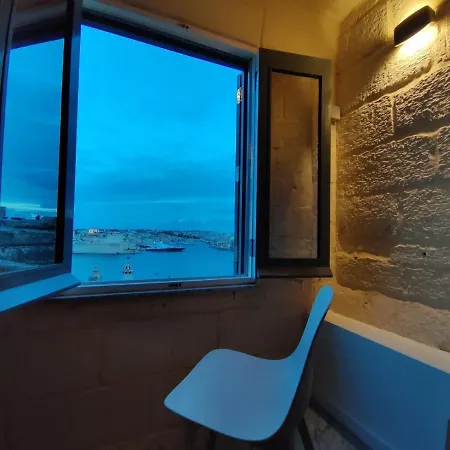 Apartment Oasis 22 Savynomad Harbour Residences Wow Views