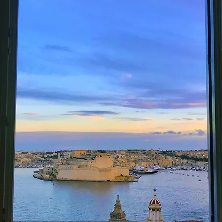 Oasis 22 Savynomad Harbour Residences Wow Views Βαλέτα