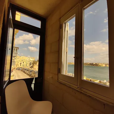 Oasis 22 Savynomad Harbour Residences Wow Views